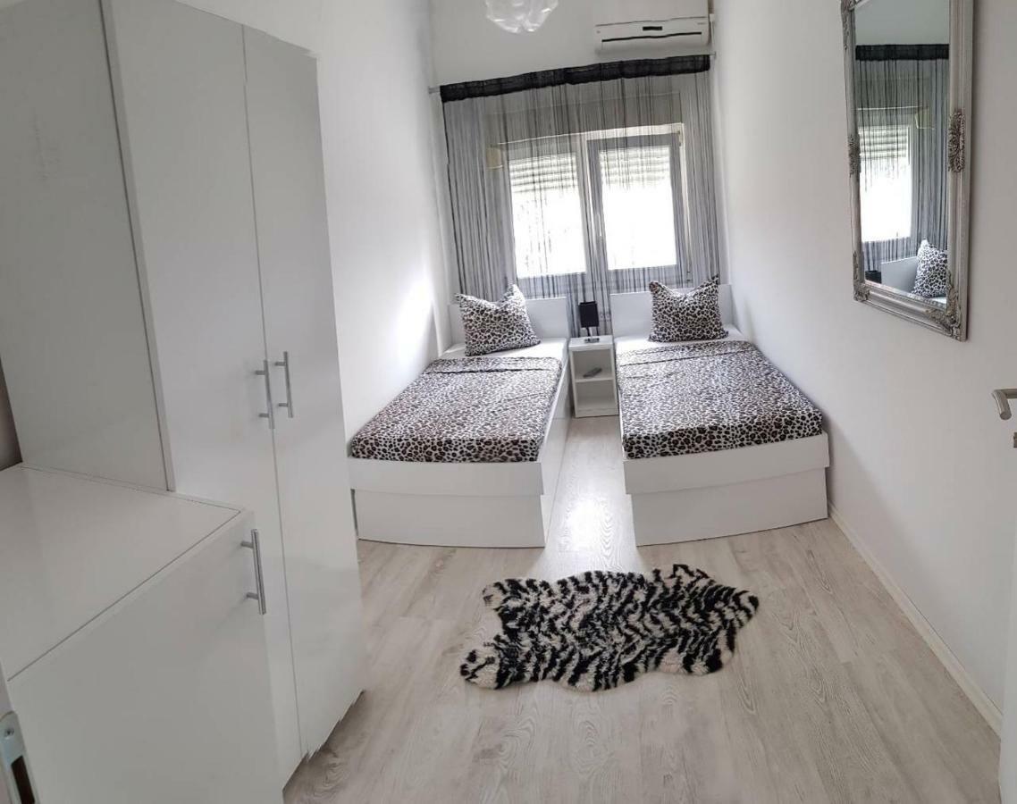 Trutina Rooms Gradac  Quarto foto